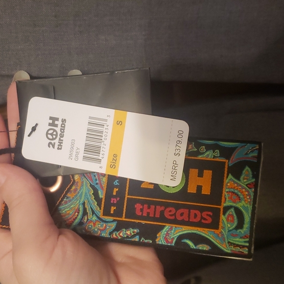 2OH Coat - Picture 11 of 13